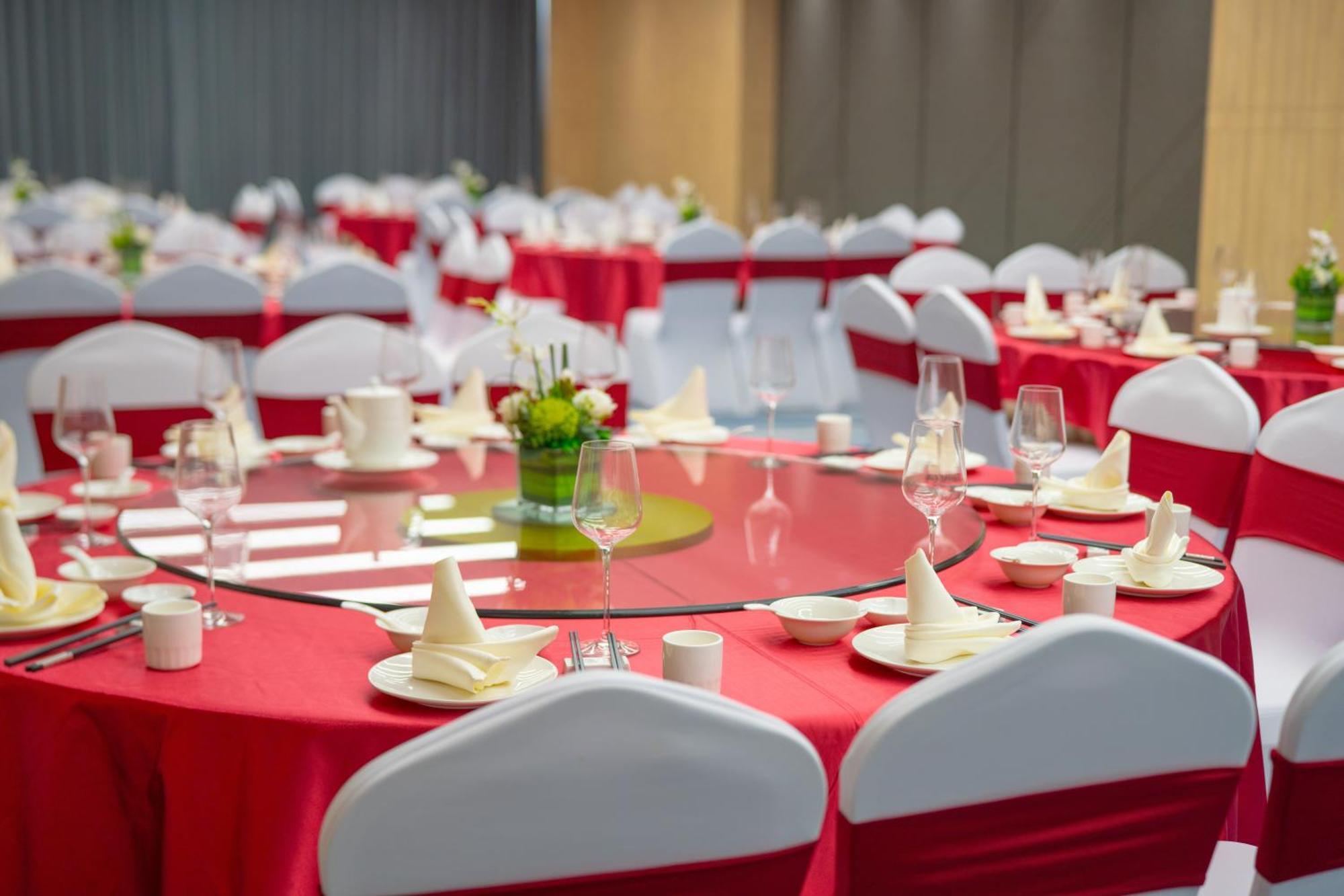 Holiday Inn Express Guangzhou Panyu Dashi By Ihg Eksteriør billede