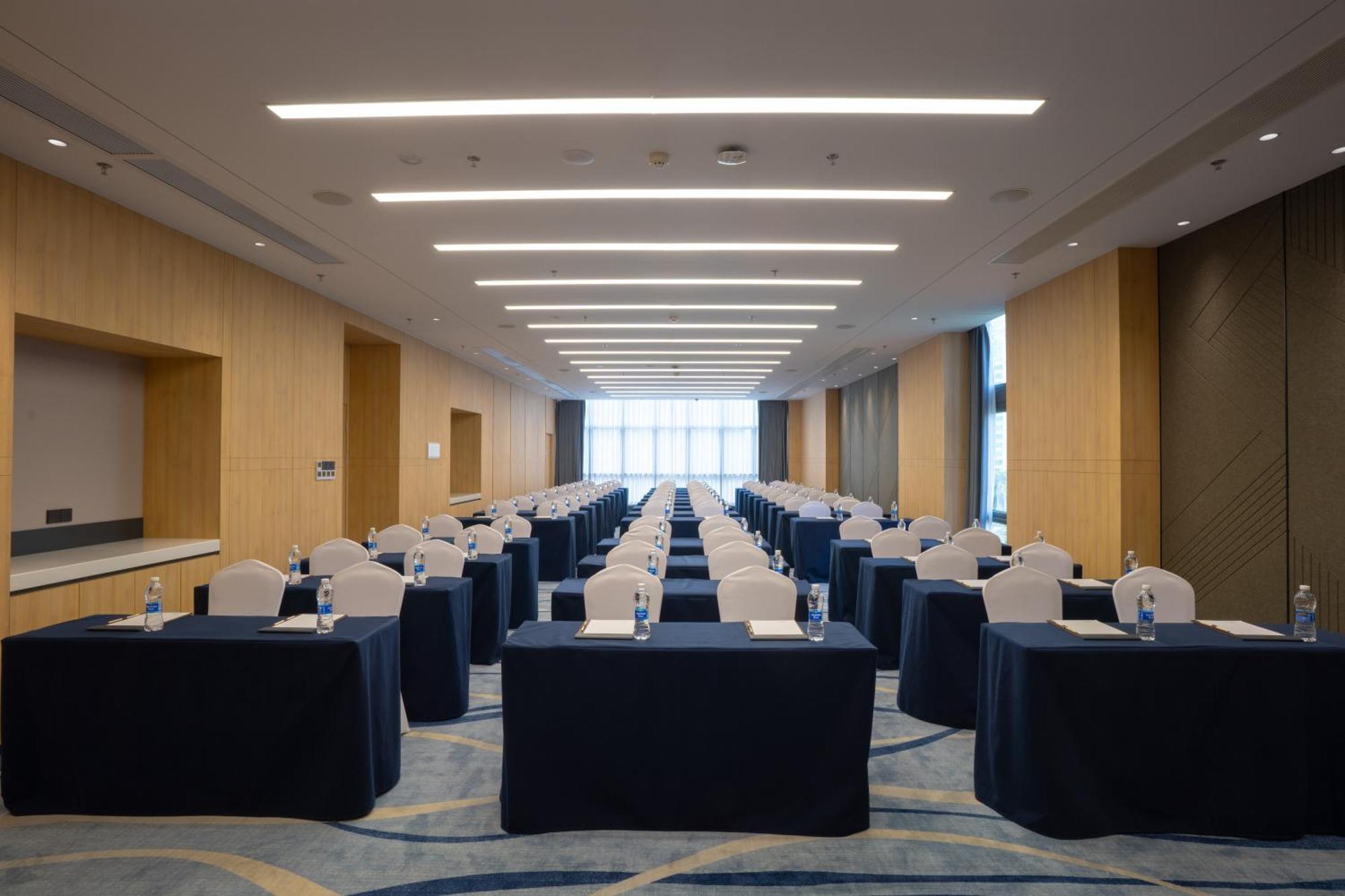 Holiday Inn Express Guangzhou Panyu Dashi By Ihg Eksteriør billede