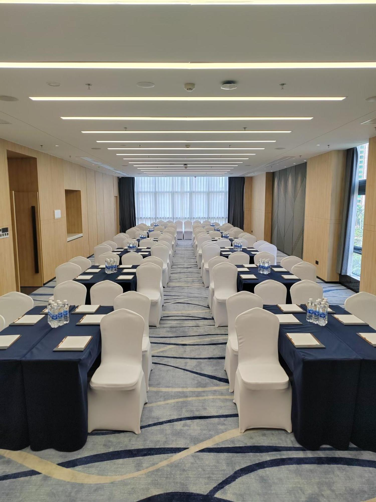 Holiday Inn Express Guangzhou Panyu Dashi By Ihg Eksteriør billede